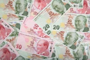 什么情况？里拉兑美元与欧元重挫 土耳其总统却坚持不升息 贬值期3名支持升息央行总裁遭裁