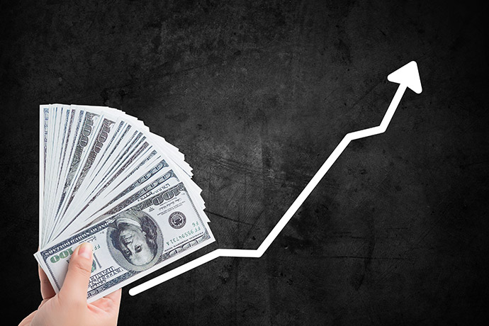 诡异一幕重演？美评级下调或触发美元涨势 一轮大牛市或正在招手