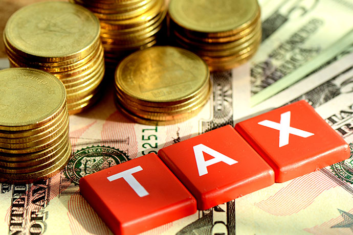 特朗普关税政策撼动美元霸主地位？最新研究：26%关税或引发全球货币格局转折