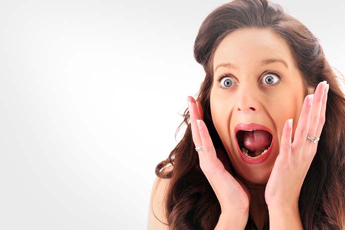 1997年金融危机前夜重现？泰铢暴跌、美元与油价狂飙，亚洲再现危机前兆